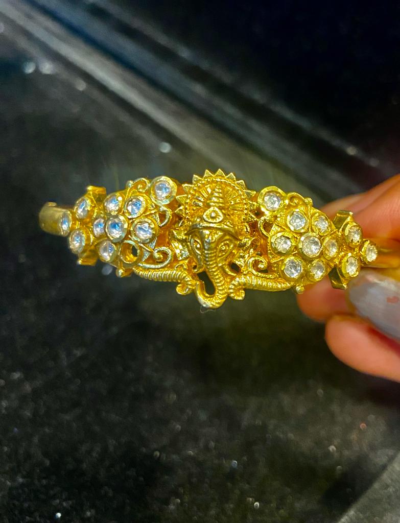 Ganesh Temple Polki Bracelet