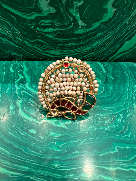 Round small pearls peacock ring