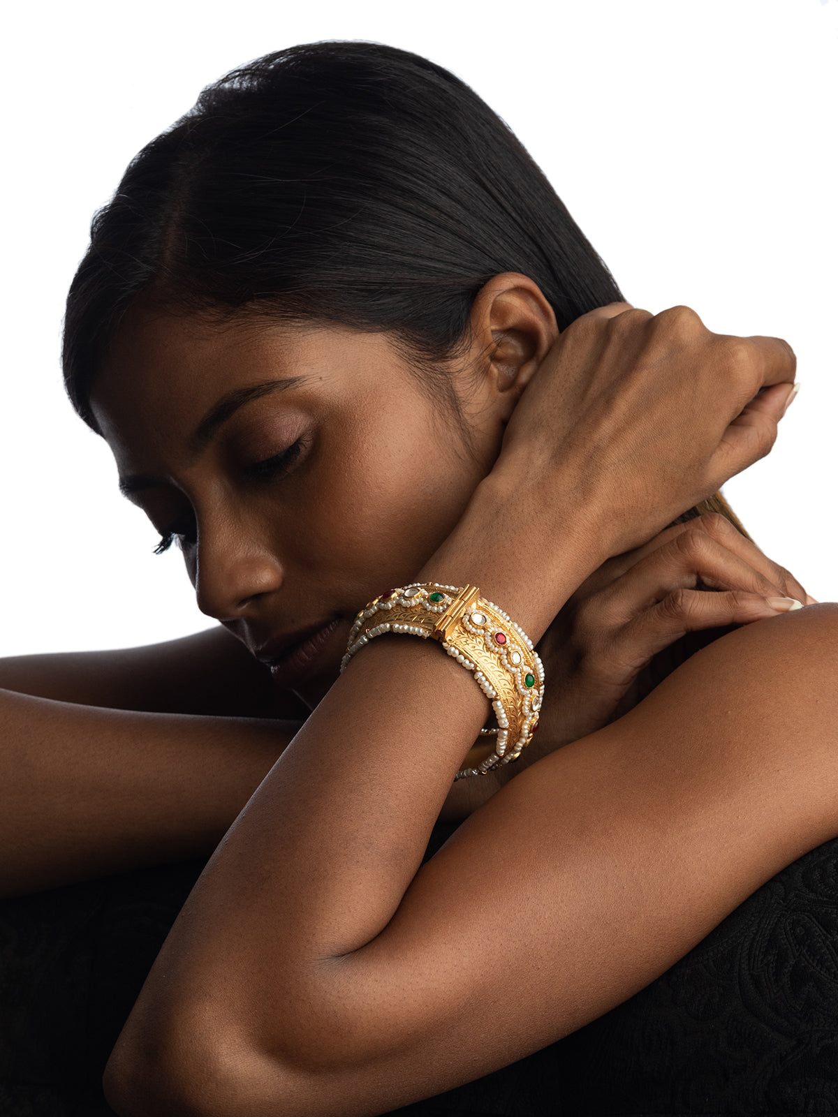 Moti Multicolour Golden Polki Bangle