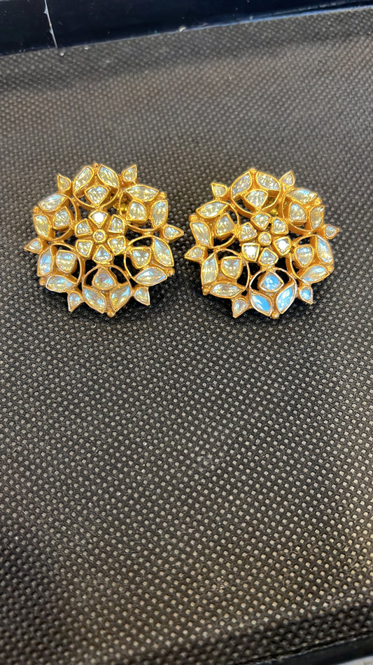 Hexagonal flower studs